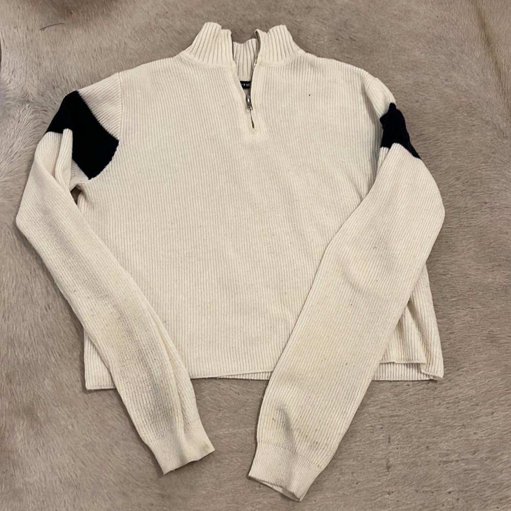 White and blue cropped half zip up sweater. Brandy Melville.